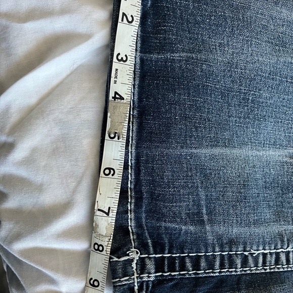 Amethyst Jeans - Picture 9 of 9